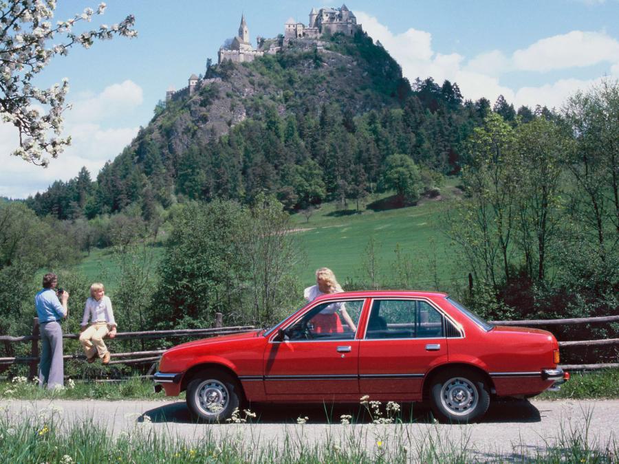  Opel Rekord 1977 года  (фото 15 из 17)